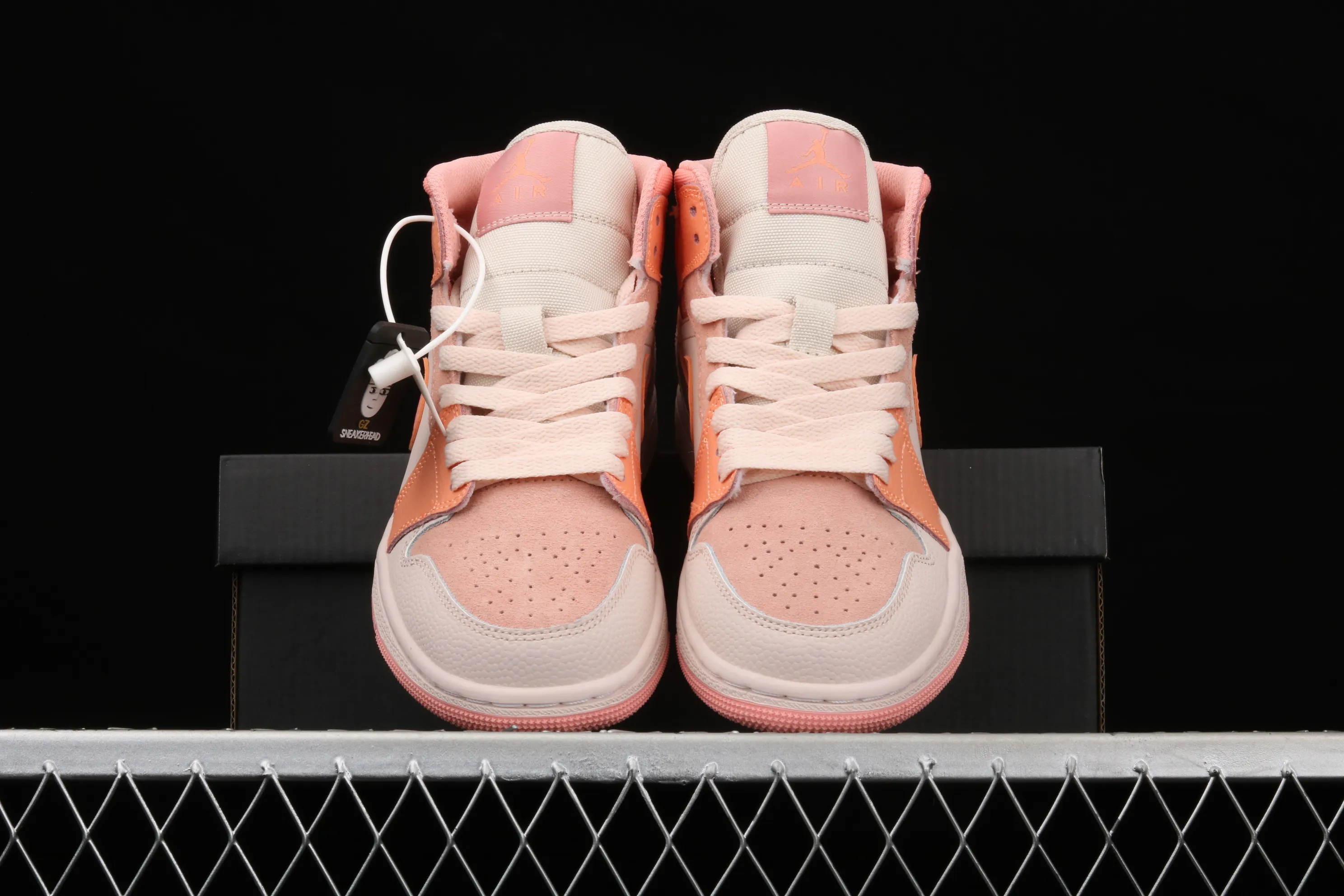 All Categories Air Jordan Jordan Series Basketball Shoes Air Jordan 1 Mid Air Jordan 1 Mid SE AJ1 Joe 1 China Orange Pink Splicing Mid-top Versatile Casual Sports Shoes DH4270-800